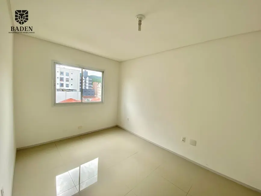 Apartamento com 2 quartos à venda, 64m2 em Nações, Balneario Camboriu - SC - imagem 7 Foto 7 de Apartamento com 2 quartos à venda, 64m2 em Nações, Balneario Camboriu - SC
