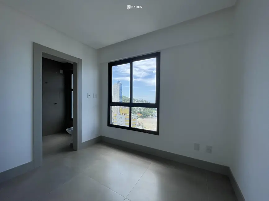 Foto 9 de Apartamento com 3 quartos à venda, 125m2 em Pioneiros, Balneario Camboriu - SC