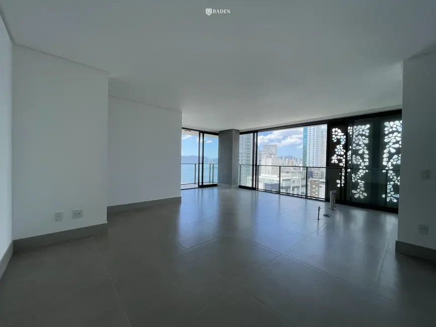 Foto 5 de Apartamento com 3 quartos à venda, 125m2 em Pioneiros, Balneario Camboriu - SC