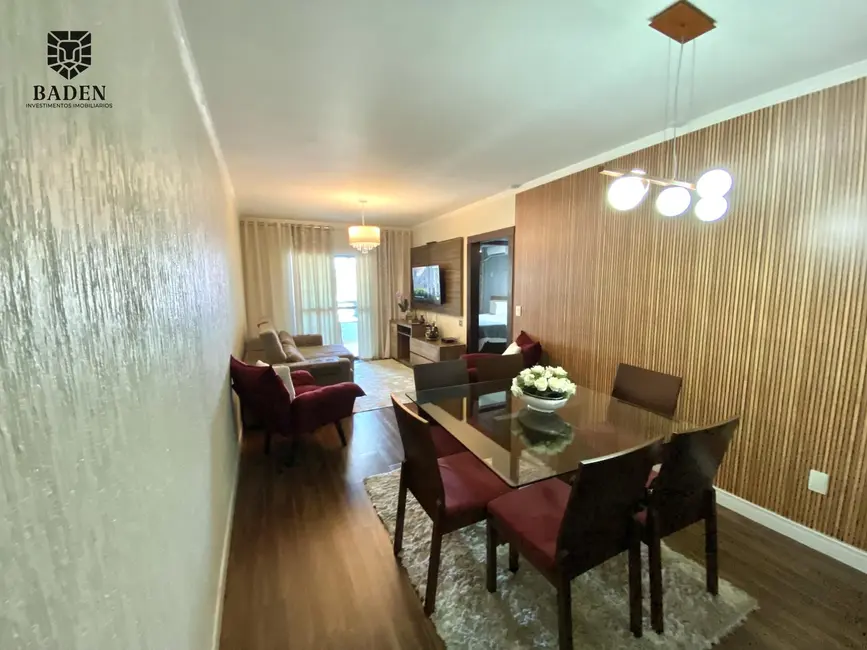 Apartamento com 3 quartos à venda, 114m2 em Pioneiros, Balneario Camboriu - SC - imagem 1 Foto 1 de Apartamento com 3 quartos à venda, 114m2 em Pioneiros, Balneario Camboriu - SC