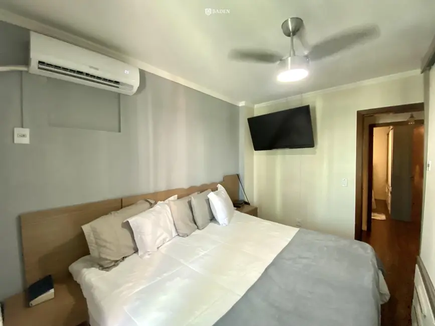 Foto 5 de Apartamento com 3 quartos à venda, 114m2 em Pioneiros, Balneario Camboriu - SC