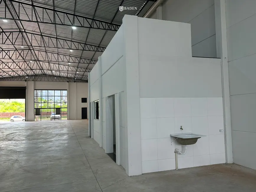 Foto 4 de Armazém / Galpão com 3 quartos à venda, 966m2 em Zona I, Umuarama - PR