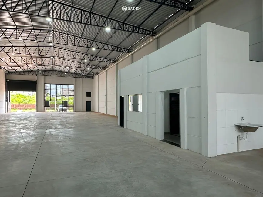 Foto 3 de Armazém / Galpão com 3 quartos à venda, 966m2 em Zona I, Umuarama - PR
