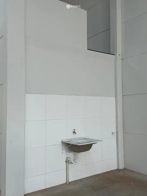 Foto 5 de Armazém / Galpão com 3 quartos à venda, 966m2 em Zona I, Umuarama - PR