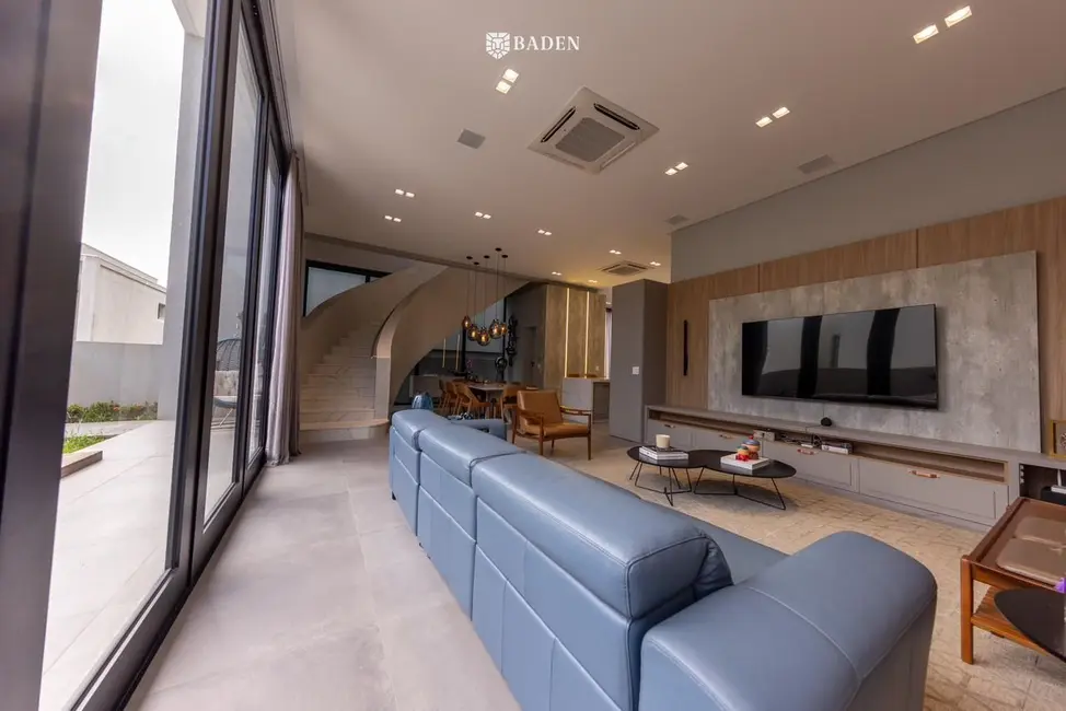 Foto 3 de Casa de Condomínio com 4 quartos à venda, 380m2 em Estados, Balneario Camboriu - SC