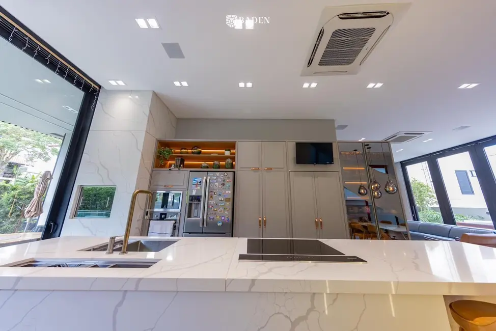 Foto 9 de Casa de Condomínio com 4 quartos à venda, 380m2 em Estados, Balneario Camboriu - SC