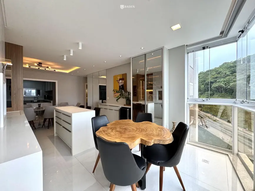 Foto 7 de Apartamento com 4 quartos à venda, 192m2 em Pioneiros, Balneario Camboriu - SC