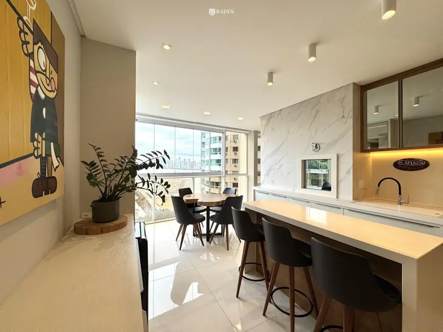 Foto 6 de Apartamento com 4 quartos à venda, 192m2 em Pioneiros, Balneario Camboriu - SC