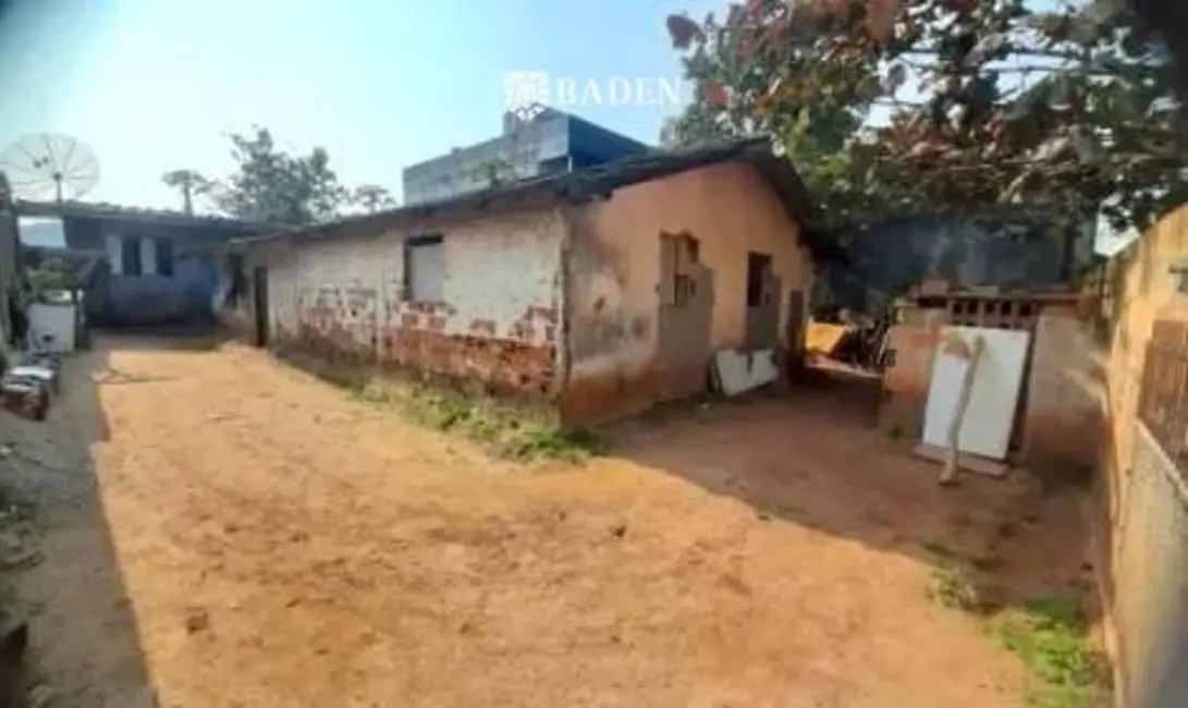 Foto 1 de Terreno / Lote à venda, 308m2 em Camboriu - SC