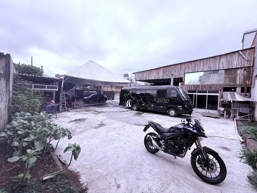 Foto 1 de Terreno / Lote à venda, 312m2 em Camboriu - SC
