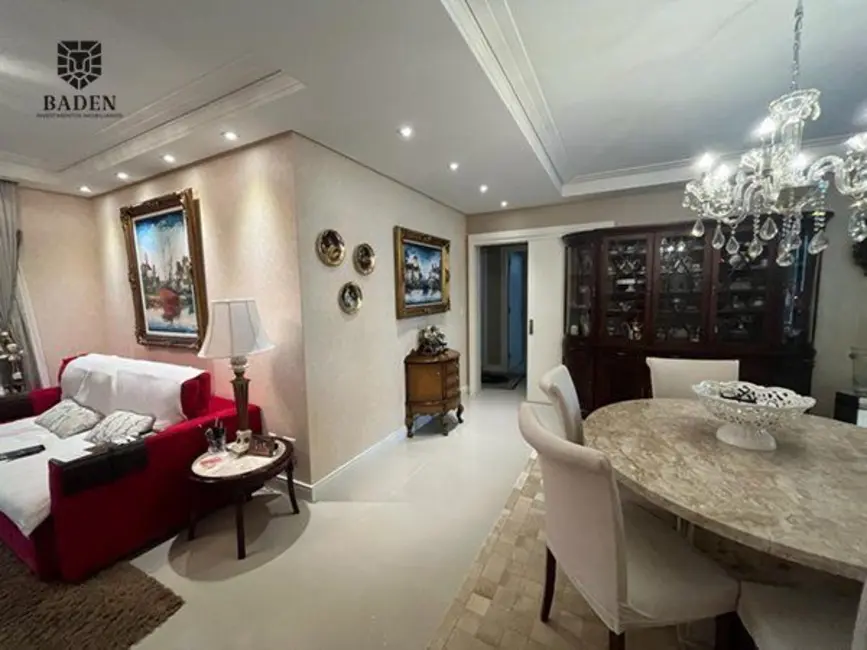 Apartamento com 3 quartos à venda, 139m2 em Centro, Balneario Camboriu - SC - imagem 6 Foto 6 de Apartamento com 3 quartos à venda, 139m2 em Centro, Balneario Camboriu - SC