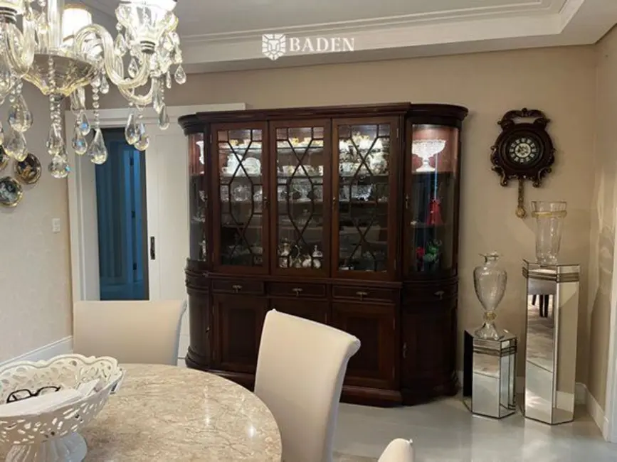 Foto 5 de Apartamento com 3 quartos à venda, 139m2 em Centro, Balneario Camboriu - SC