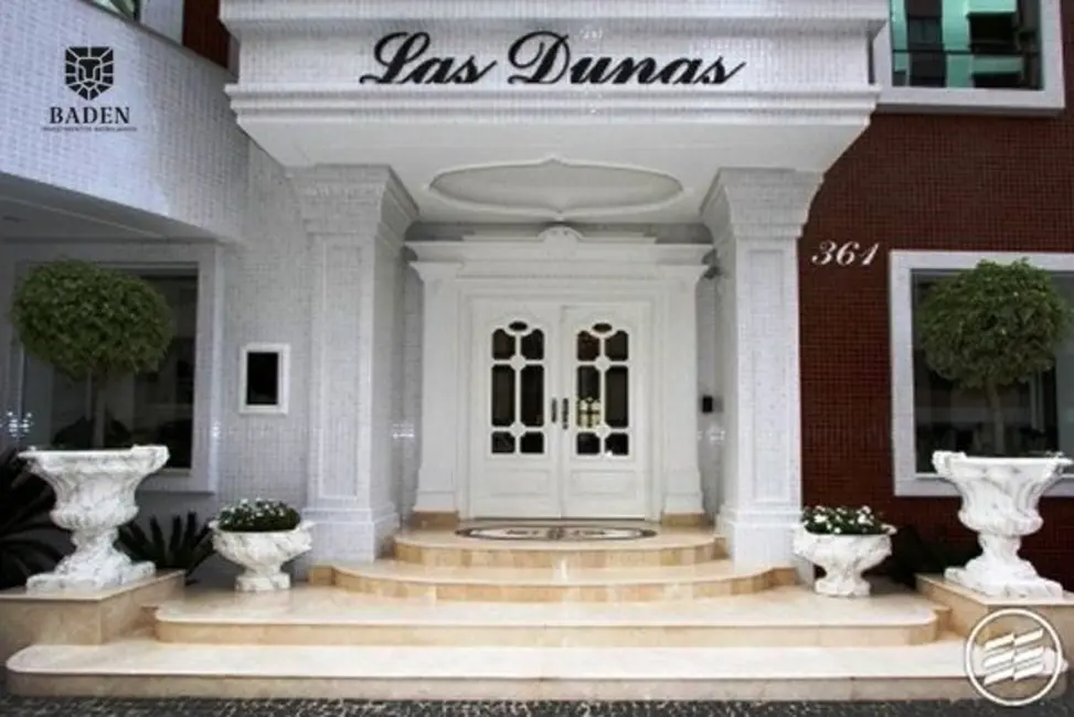 Apartamento com 3 quartos à venda, 139m2 em Centro, Balneario Camboriu - SC - imagem 2 Foto 2 de Apartamento com 3 quartos à venda, 139m2 em Centro, Balneario Camboriu - SC