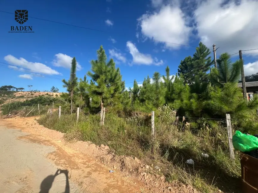 Foto 2 de Terreno / Lote à venda, 330m2 em Camboriu - SC