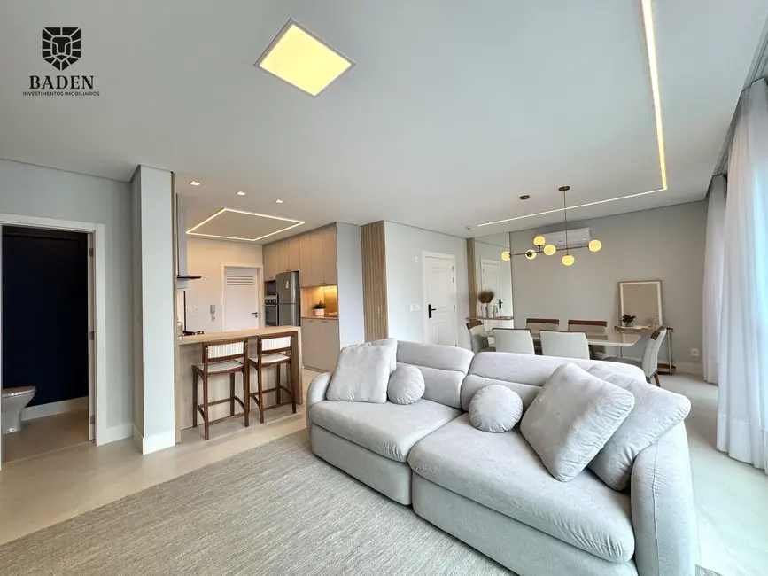Foto 1 de Apartamento com 4 quartos para alugar, 144m2 em Centro, Balneario Camboriu - SC