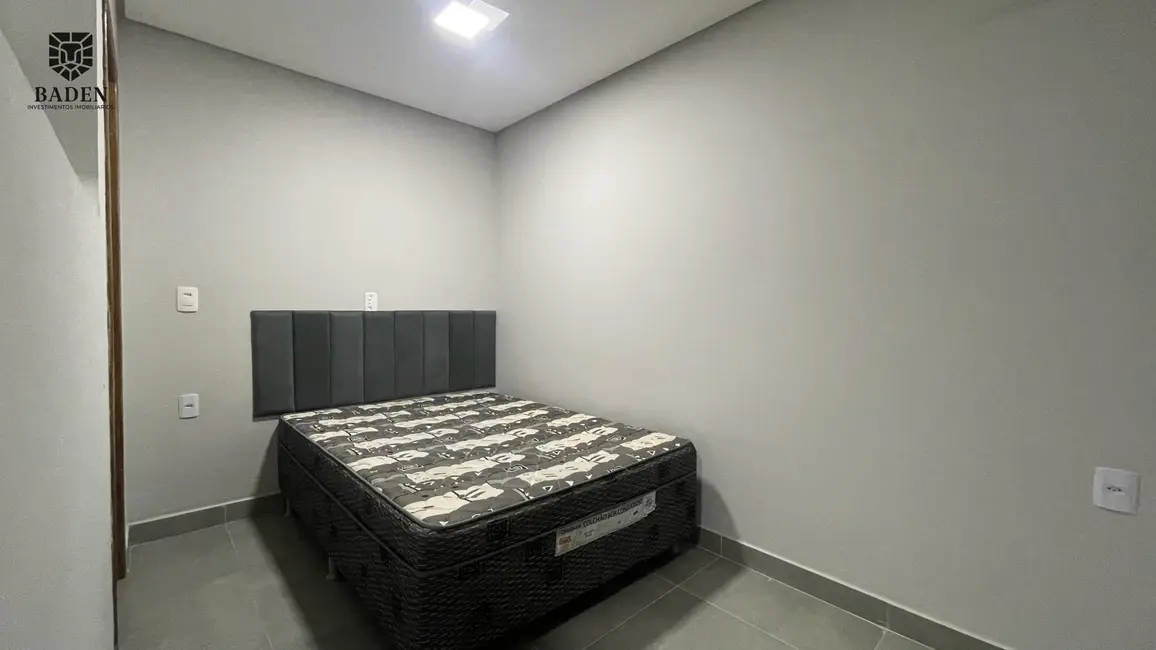 Kitnet à venda, 20m2 em Municípios, Balneario Camboriu - SC - imagem 9 Foto 9 de Kitnet à venda, 20m2 em Municípios, Balneario Camboriu - SC