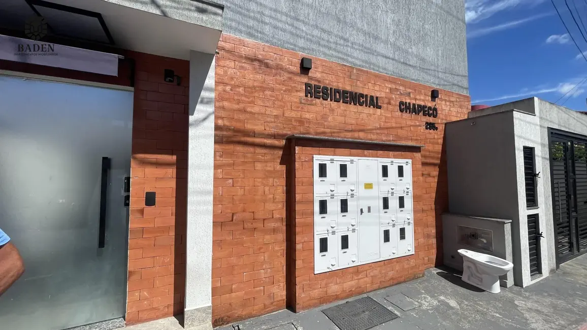 Foto 1 de Kitnet à venda, 20m2 em Municípios, Balneario Camboriu - SC