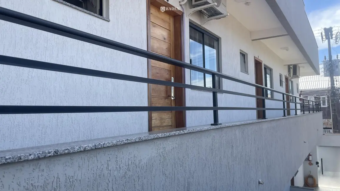 Foto 5 de Kitnet à venda, 20m2 em Municípios, Balneario Camboriu - SC