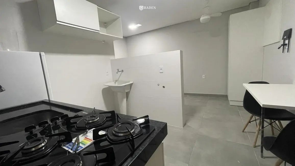 Foto 7 de Kitnet à venda, 20m2 em Municípios, Balneario Camboriu - SC