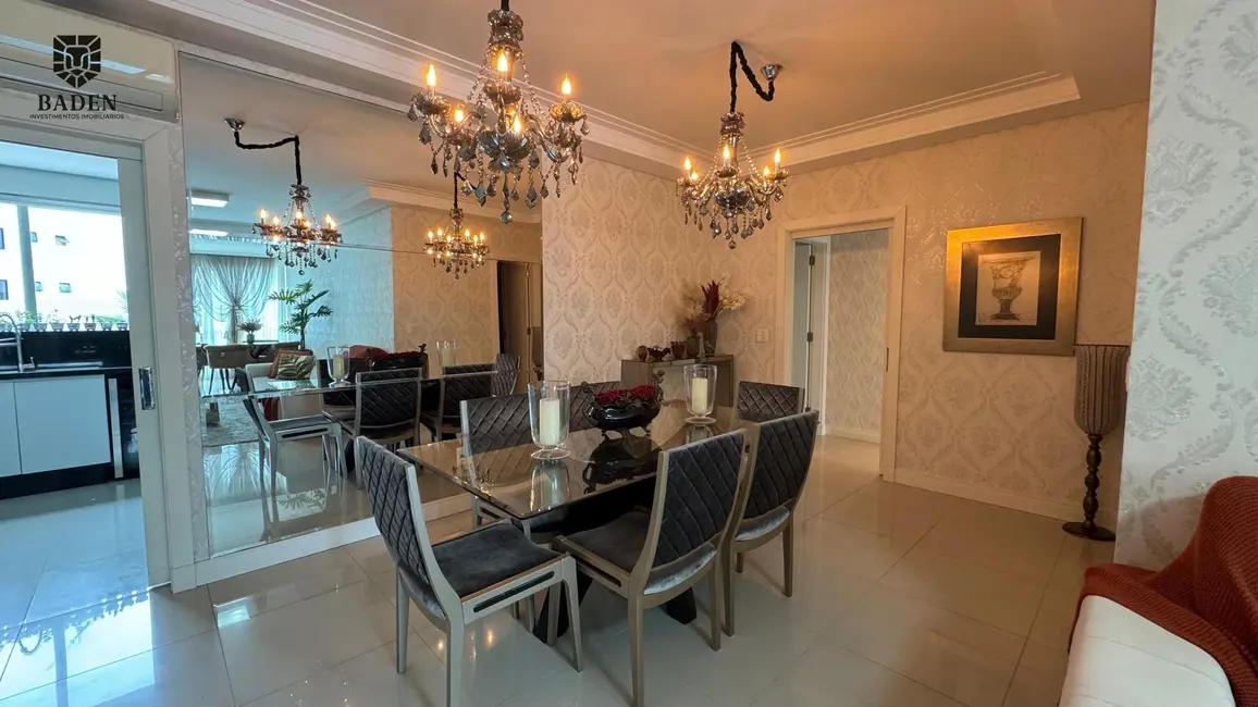 Apartamento com 4 quartos à venda, 144m2 em Centro, Balneario Camboriu - SC - imagem 8 Foto 8 de Apartamento com 4 quartos à venda, 144m2 em Centro, Balneario Camboriu - SC