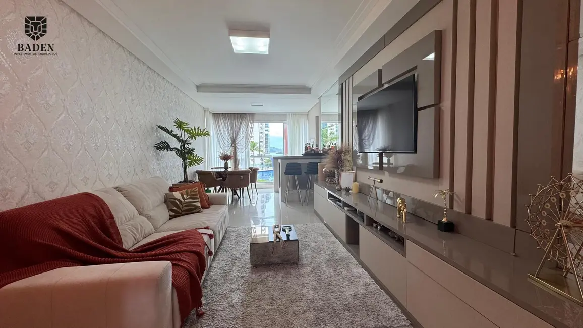 Apartamento com 4 quartos à venda, 144m2 em Centro, Balneario Camboriu - SC - imagem 6 Foto 6 de Apartamento com 4 quartos à venda, 144m2 em Centro, Balneario Camboriu - SC