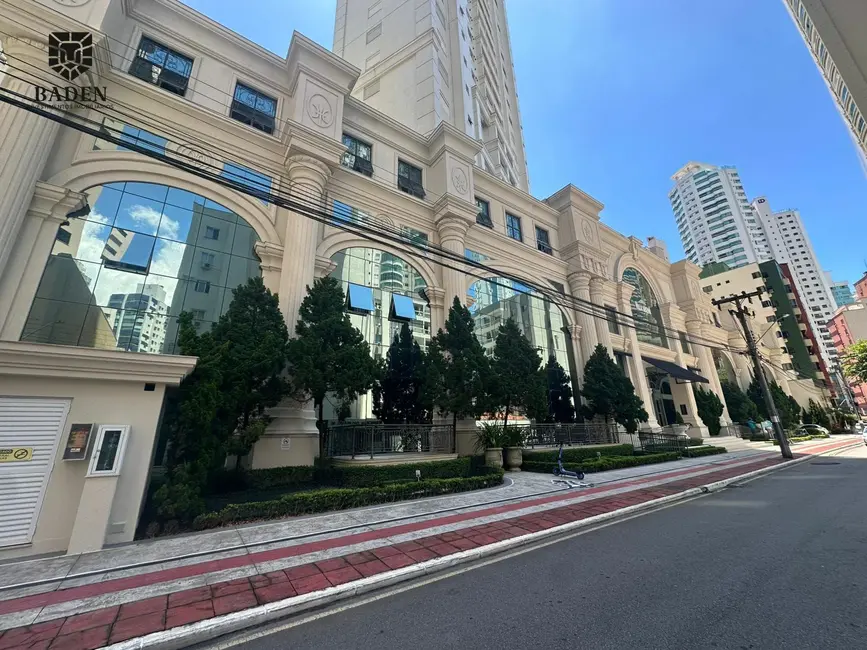 Apartamento com 4 quartos à venda, 144m2 em Centro, Balneario Camboriu - SC - imagem 4 Foto 4 de Apartamento com 4 quartos à venda, 144m2 em Centro, Balneario Camboriu - SC