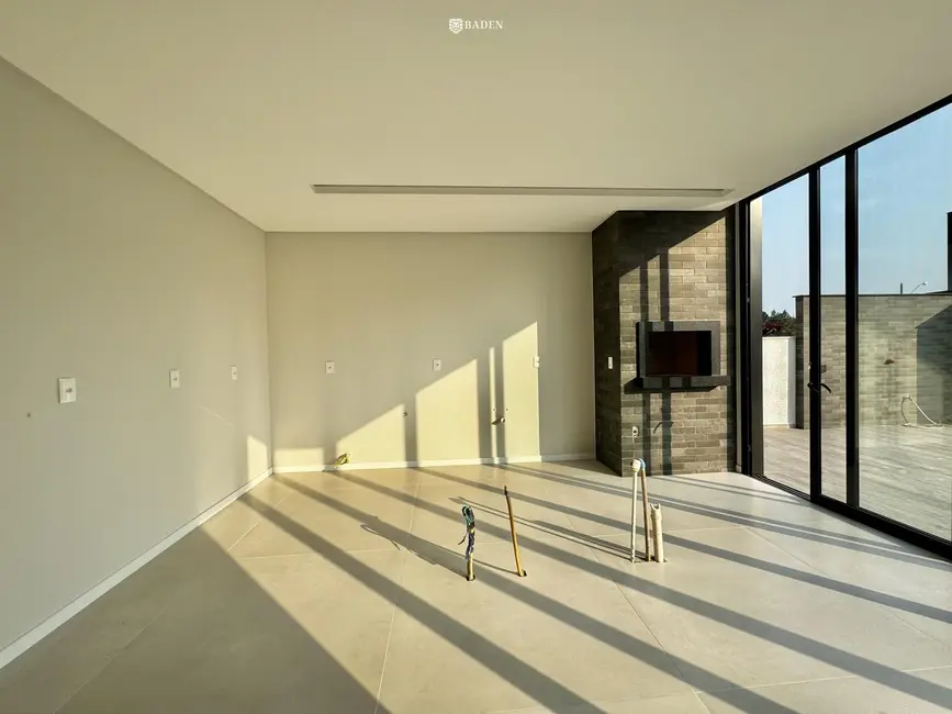 Foto 7 de Casa com 3 quartos à venda, 356m2 em Balneario Camboriu - SC