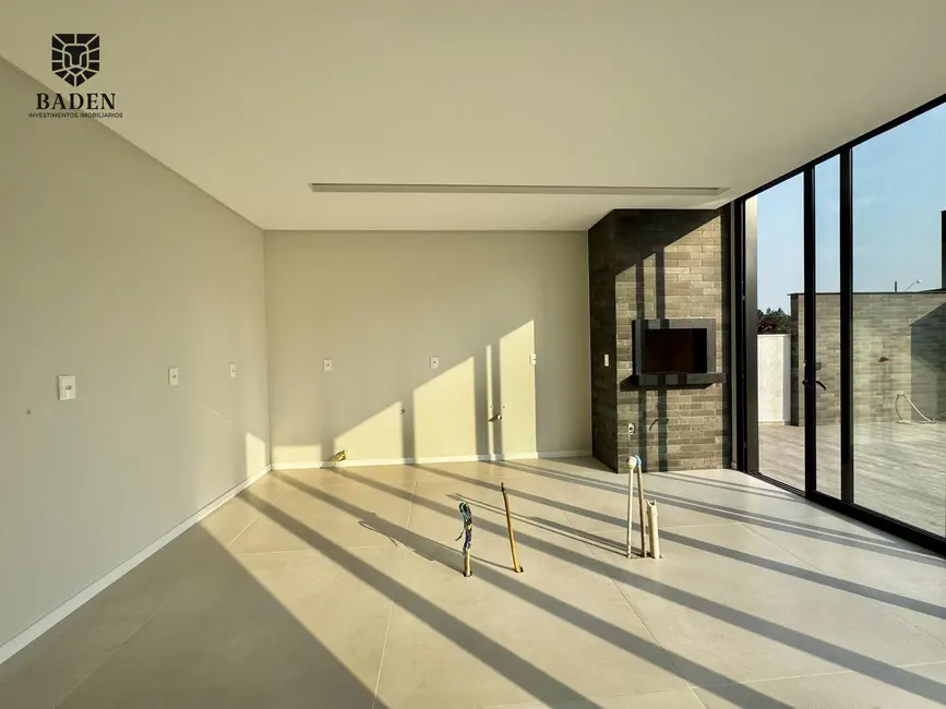 Foto 7 de Casa com 3 quartos à venda, 356m2 em Balneario Camboriu - SC