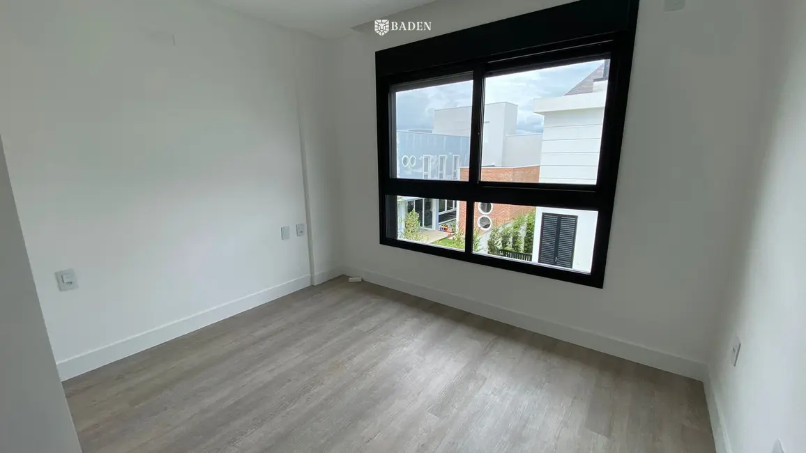 Foto 8 de Casa com 3 quartos à venda, 343m2 em Balneario Camboriu - SC