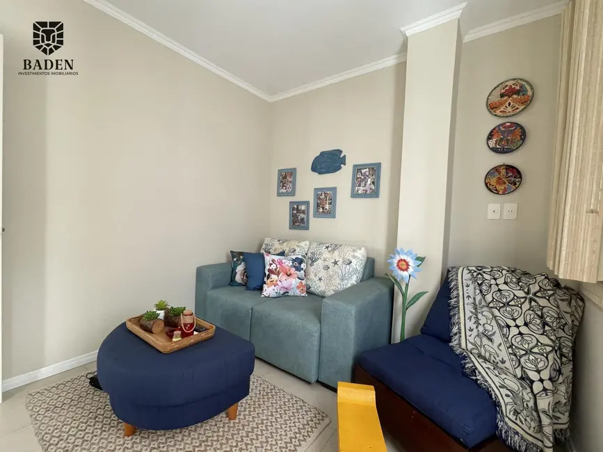 Apartamento com 4 quartos para alugar, 227m2 em Balneario Camboriu - SC - imagem 5 Foto 5 de Apartamento com 4 quartos para alugar, 227m2 em Balneario Camboriu - SC