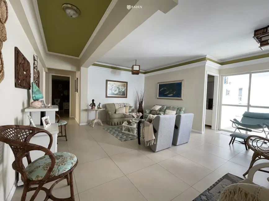 Foto 4 de Apartamento com 4 quartos à venda, 227m2 em Balneario Camboriu - SC