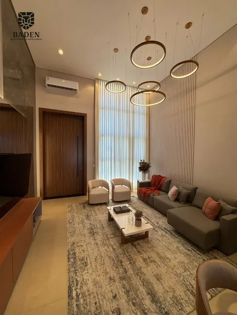 Casa com 2 quartos à venda, 158m2 em Camboriu - SC - imagem 4 Foto 4 de Casa com 2 quartos à venda, 158m2 em Camboriu - SC