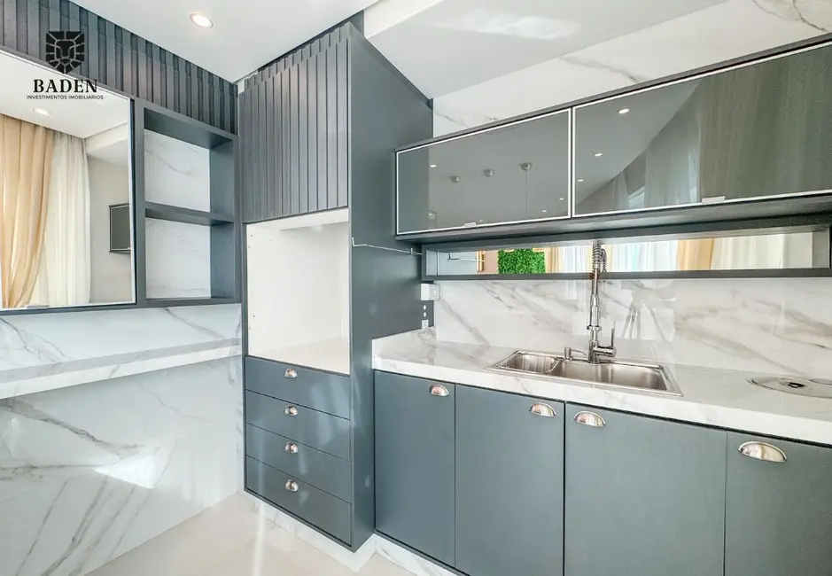 Foto 8 de Apartamento com 3 quartos à venda, 139m2 em Centro, Balneario Camboriu - SC