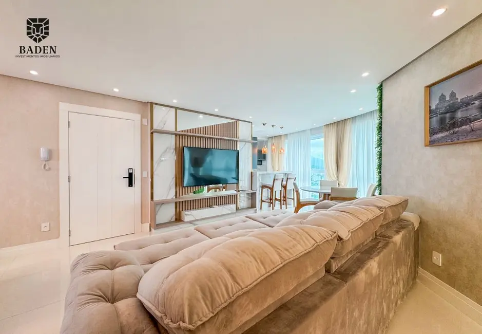 Foto 3 de Apartamento com 3 quartos à venda, 139m2 em Centro, Balneario Camboriu - SC