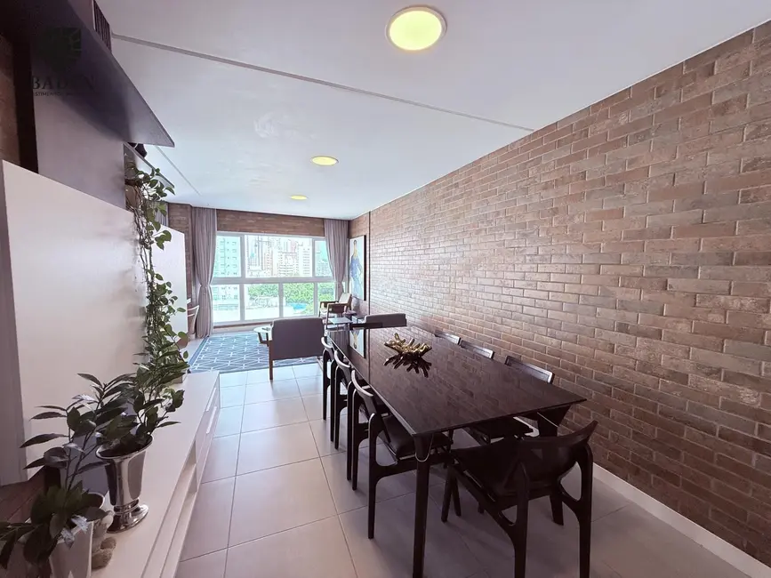 Foto 7 de Apartamento com 3 quartos à venda, 136m2 em Pioneiros, Balneario Camboriu - SC