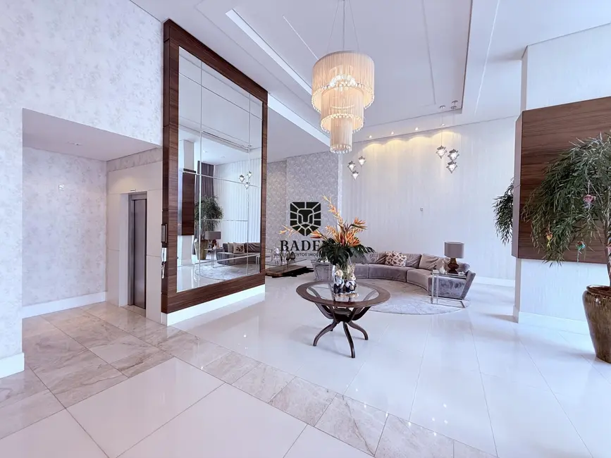 Foto 1 de Apartamento com 3 quartos à venda, 136m2 em Pioneiros, Balneario Camboriu - SC