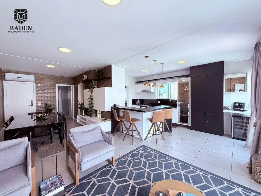 Foto 9 de Apartamento com 3 quartos à venda, 136m2 em Pioneiros, Balneario Camboriu - SC