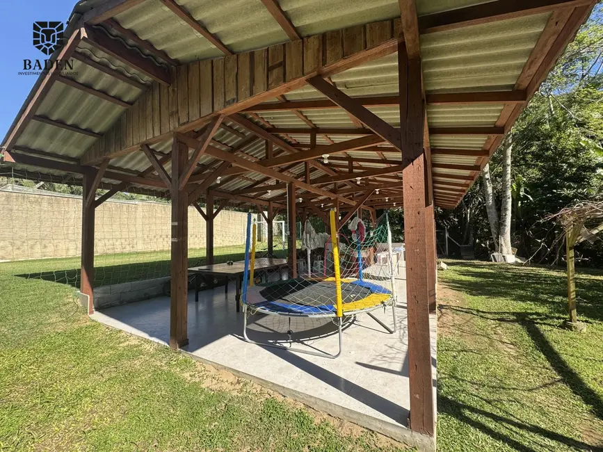Foto 1 de Chácara com 2 quartos à venda, 2500m2 em Área Rural de Camboriú, Camboriu - SC