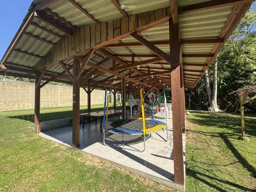 Foto 1 de Chácara com 2 quartos à venda, 2500m2 em Área Rural de Camboriú, Camboriu - SC