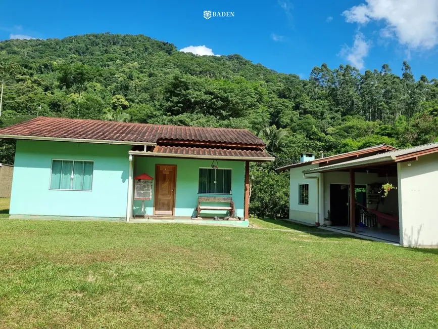 Foto 3 de Chácara com 2 quartos à venda, 2500m2 em Área Rural de Camboriú, Camboriu - SC