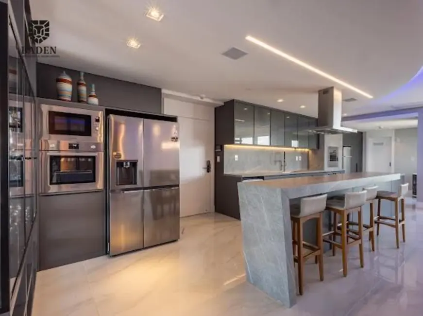 Foto 9 de Apartamento com 4 quartos à venda, 265m2 em Balneario Camboriu - SC