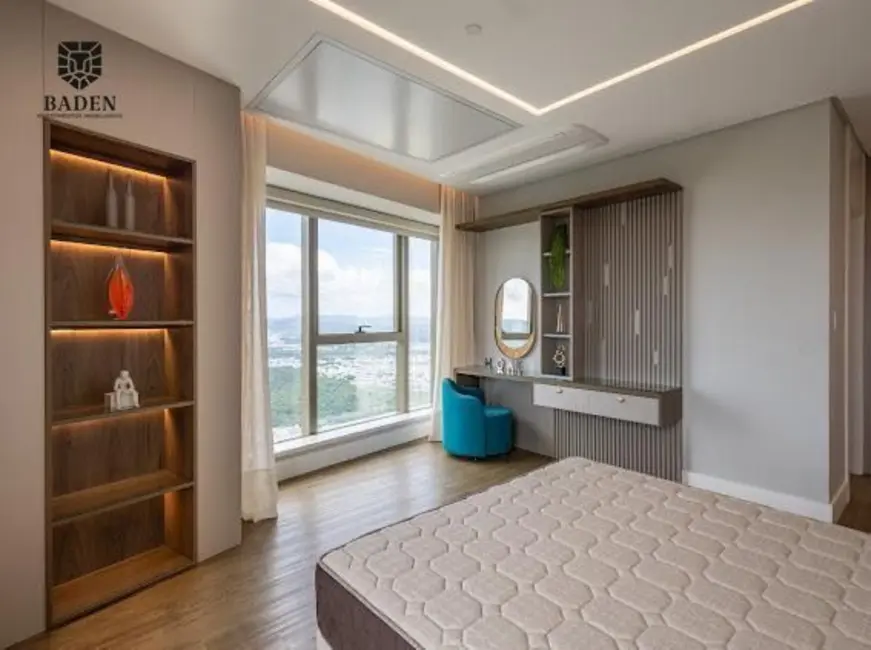 Foto 7 de Apartamento com 4 quartos à venda, 265m2 em Balneario Camboriu - SC