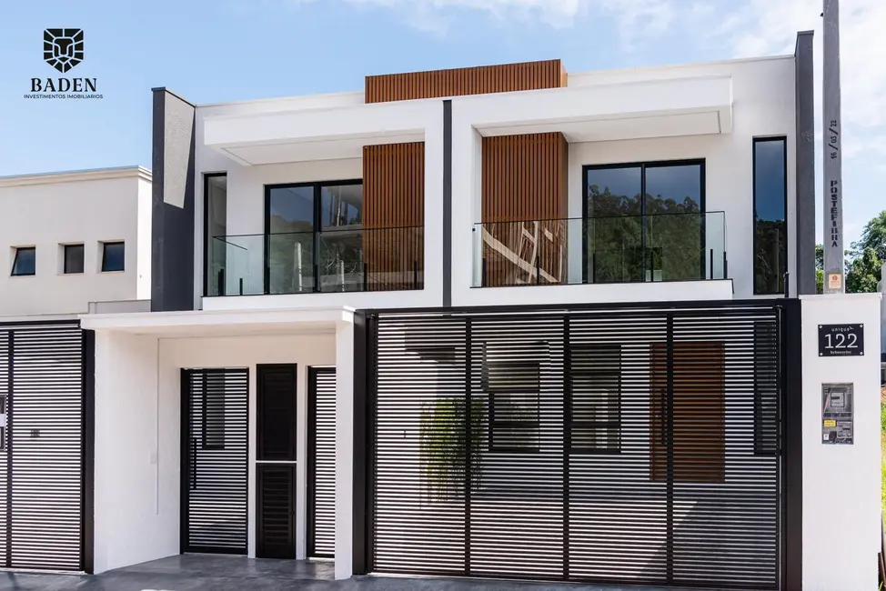 Casa com 3 quartos à venda, 136m2 em São Francisco de Assis, Camboriu - SC - imagem 3 Foto 3 de Casa com 3 quartos à venda, 136m2 em São Francisco de Assis, Camboriu - SC