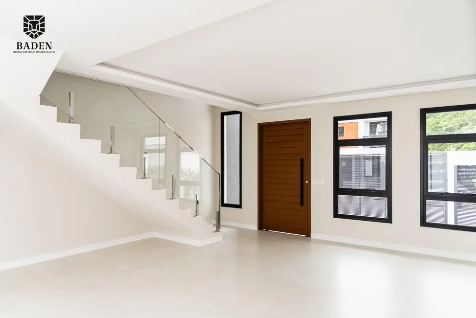 Casa com 3 quartos à venda, 136m2 em São Francisco de Assis, Camboriu - SC - imagem 9 Foto 9 de Casa com 3 quartos à venda, 136m2 em São Francisco de Assis, Camboriu - SC