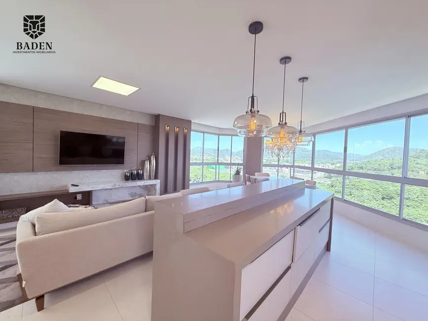 Apartamento com 4 quartos à venda, 155m2 em Balneario Camboriu - SC - imagem 4 Foto 4 de Apartamento com 4 quartos à venda, 155m2 em Balneario Camboriu - SC