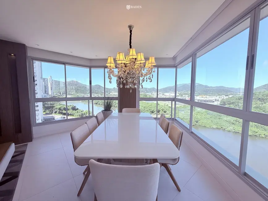 Foto 1 de Apartamento com 4 quartos à venda, 155m2 em Balneario Camboriu - SC