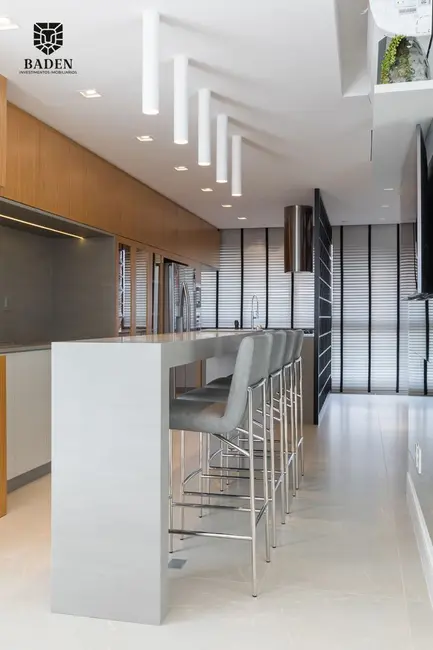 Foto 4 de Cobertura com 4 quartos à venda, 310m2 em Balneario Camboriu - SC