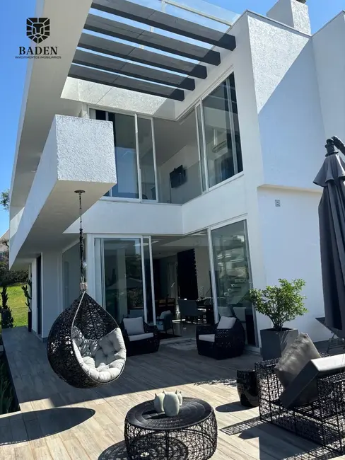 Foto 3 de Casa de Condomínio com 3 quartos à venda, 460m2 em Campo Comprido, Curitiba - PR