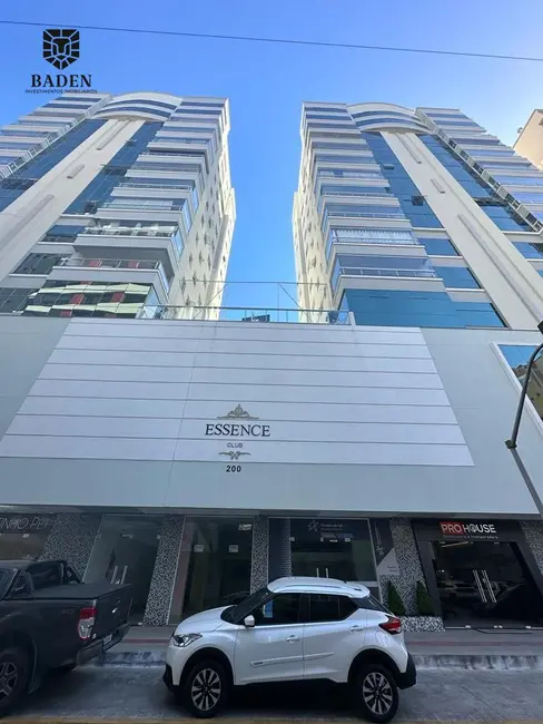 Foto 1 de Apartamento com 3 quartos à venda, 135m2 em Meia Praia, Itapema - SC