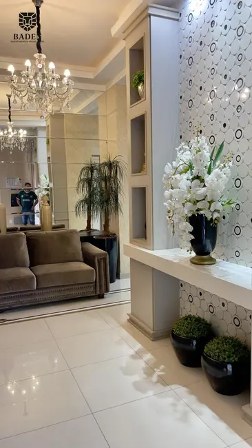 Foto 3 de Apartamento com 3 quartos à venda, 135m2 em Meia Praia, Itapema - SC